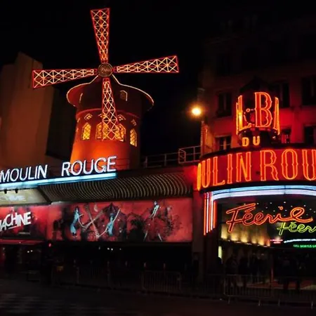 * Moulin Rouge Getaway * 1br + Desk + Gym Weights Parigi